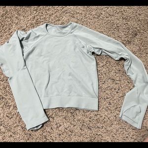 Lululemon Long Sleeve Crop